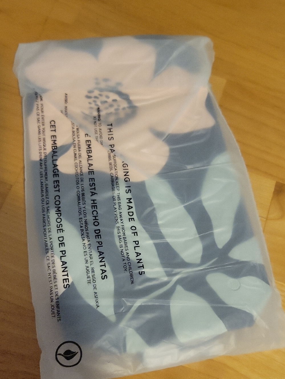 ALOHA Collection Mini Flora Eve Pouch - Light Blue & White - Picture 2 of 5